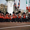 Create Listing: Changing of the Guard Guided Walking Tour – Semi-Private (EN